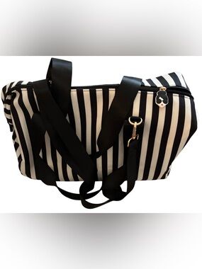 Like New Alice + Olivia x FabFitFun Positano Stripe Duffel Bag